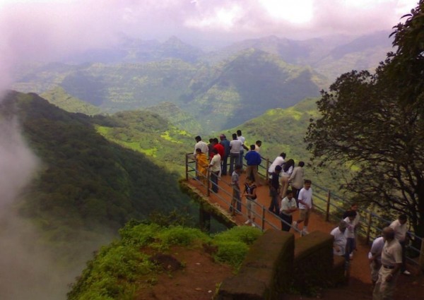 arthurs seat in yercaud