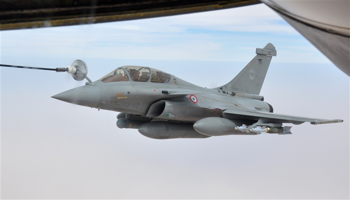 France bombs at Islamist militant areas in no