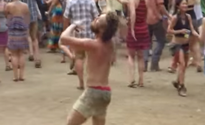 one-festival-dancer-is-seen-as-the-happiest-man-in-the-world