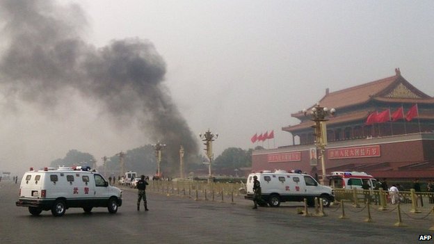 china-punishes-eight-separatists-including-tiananmen-attackers