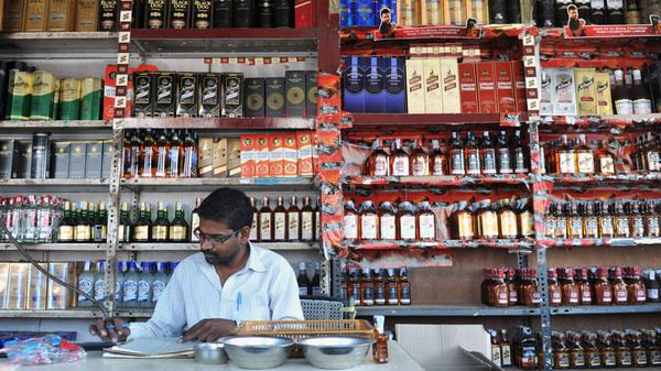 kerala-state-in-india-plans-to-ban-alcohol-sales-and-consumption