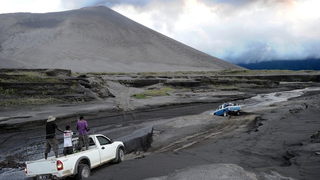 a-piece-of-land-similar-to-australia-is-found-under-vanuatu