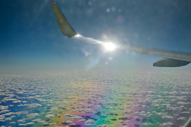 spectacular-moment-observed-when-a-plane-flew-over-a-rainbow