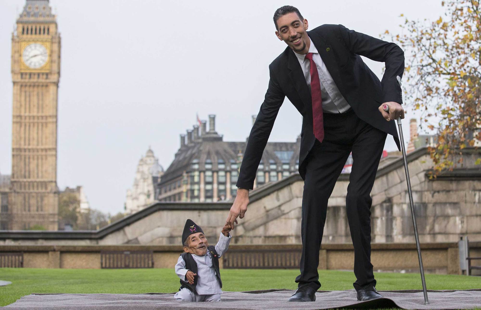 Tallest and Shortest men in the world met tog
