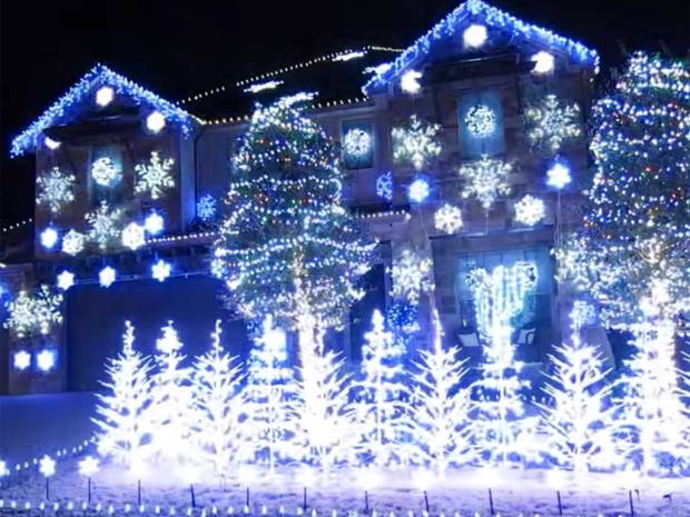 christmas-light-display-illuminates-globally