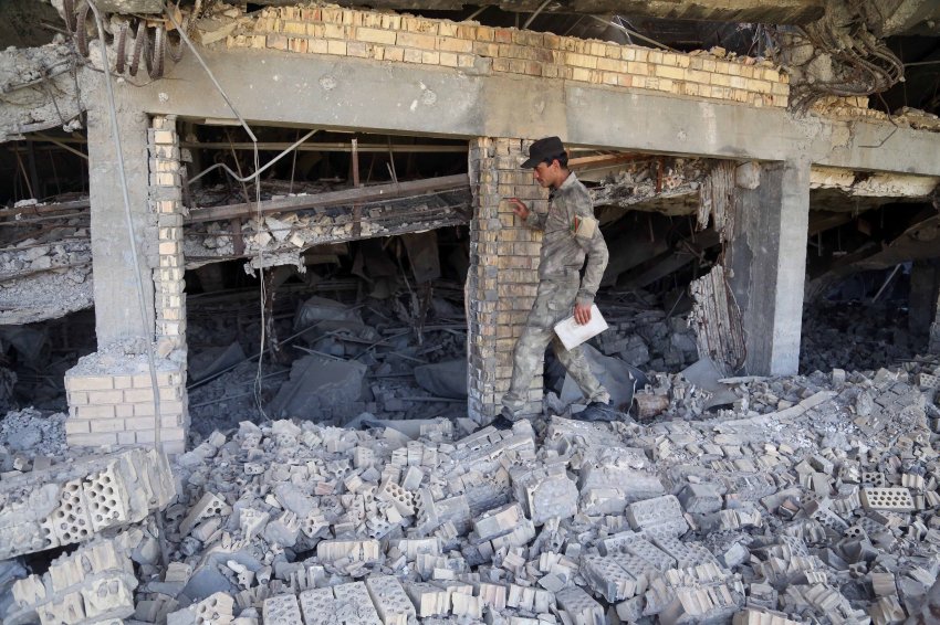 tomb-of-saddam-hussein-destroyed-during-the-fight-to-recapture-tikrit