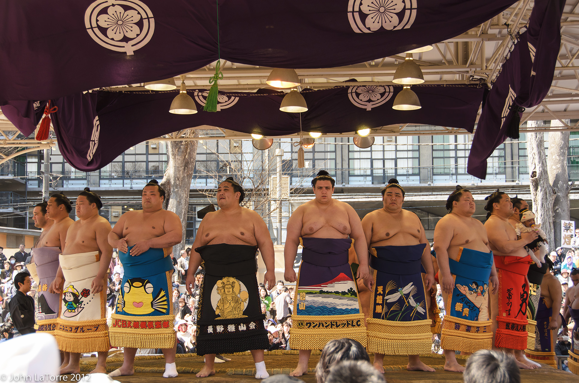 non-japanese-sumo-wrestlers-come-up-in-top-ranks