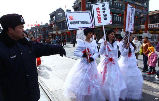 the-arrested-guerrilla-feminists-in-china-are-still-in-detention