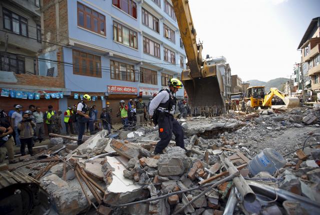 Fresh earthquake kills residents of Nepal and