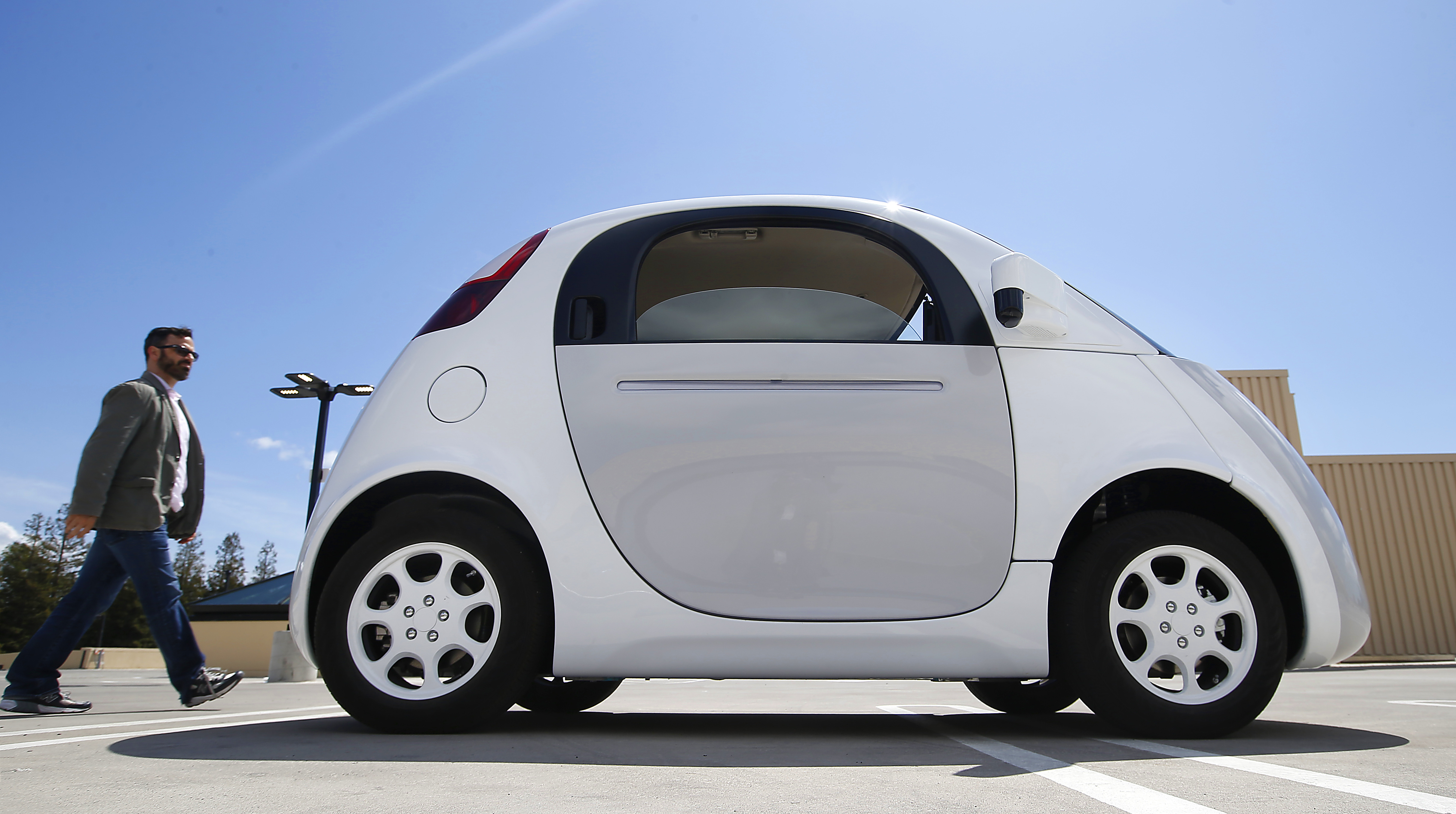 googles-driverless-cars-will-be-on-roads-by-this-summer