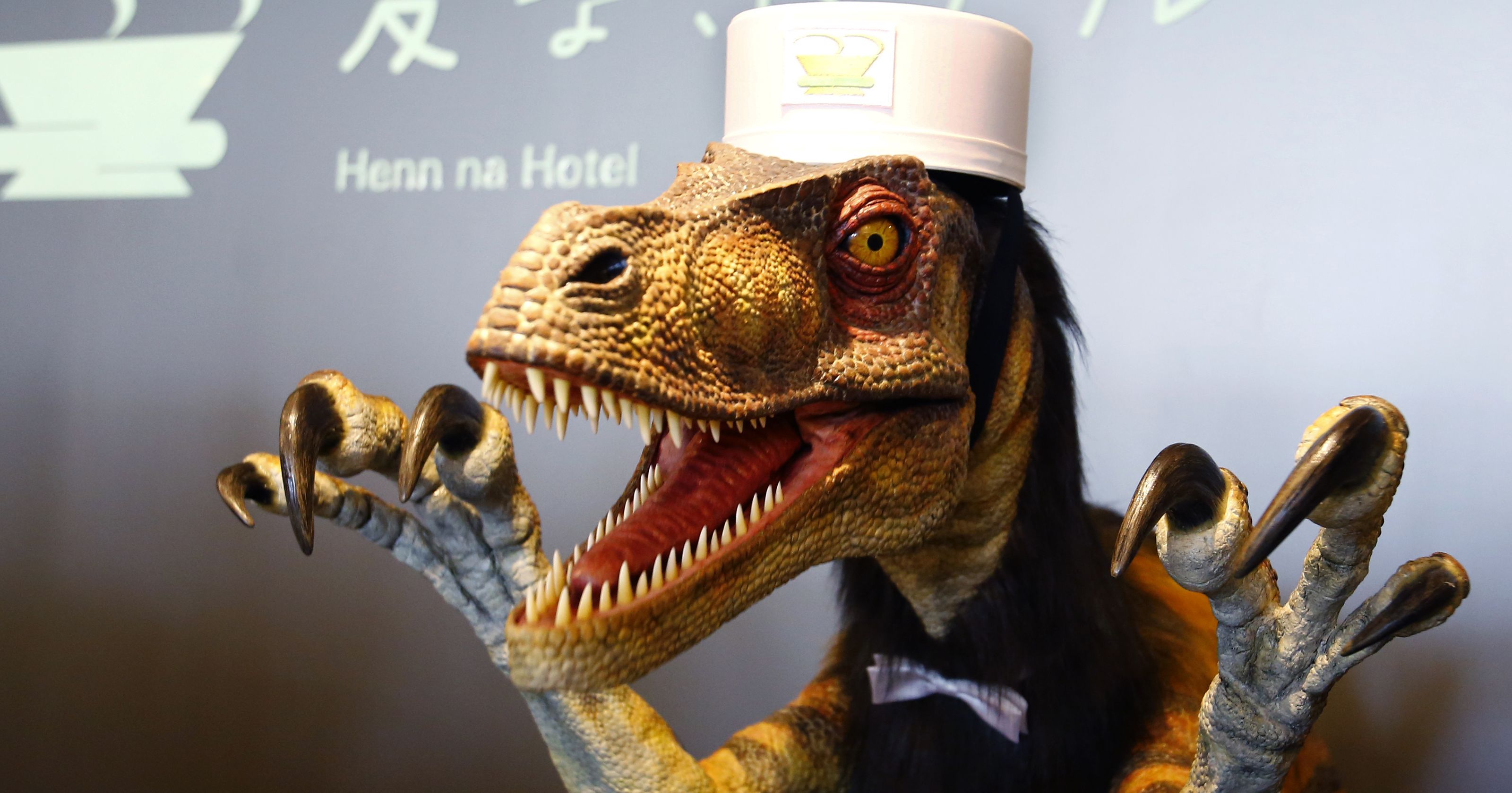 amazing-specialties-available-in-a-robot-hotel-in-japan