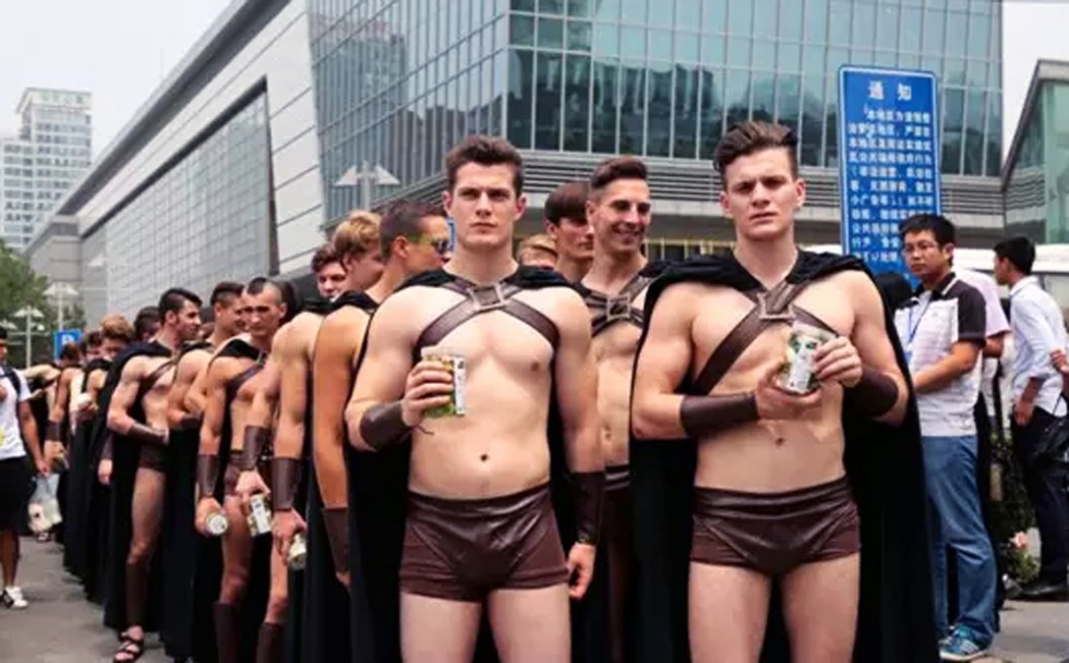 foreigners-dressed-as-spartans-arrested-by-beijing-police