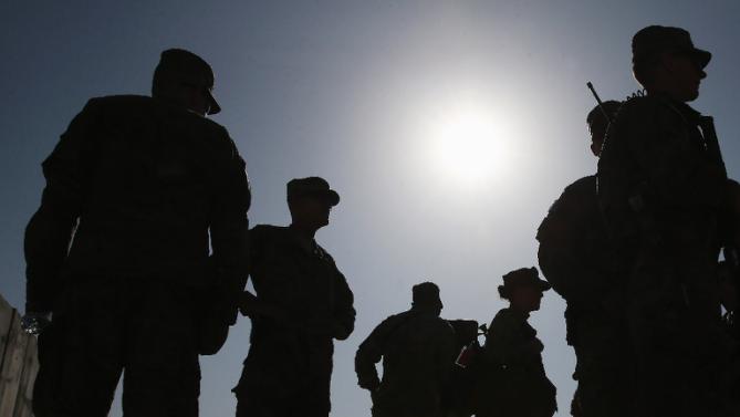 us-to-consider-trans-gender-groups-in-the-military