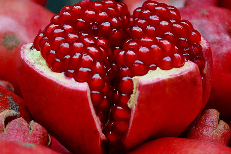 unclog-your-arteries-by-eating-this-one-simple-fruit
